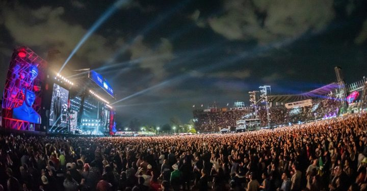 Red Hot Chilli Peppers encabeza el cartel oficial del Vive Latino 2023