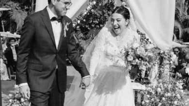 «Hasta el infinito y más allá» declaró Mon Laferte al publicar imágenes de su boda