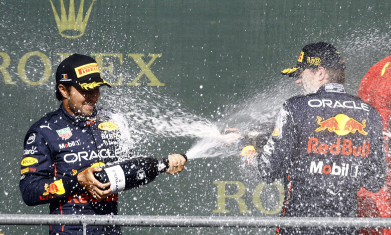 Max Verstappen celebra su cumpleaños en grande pero llama la atención ausencia de «Checo» Pérez