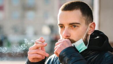 Fumadores corren mayor riesgo de sufrir complicaciones por covid-19