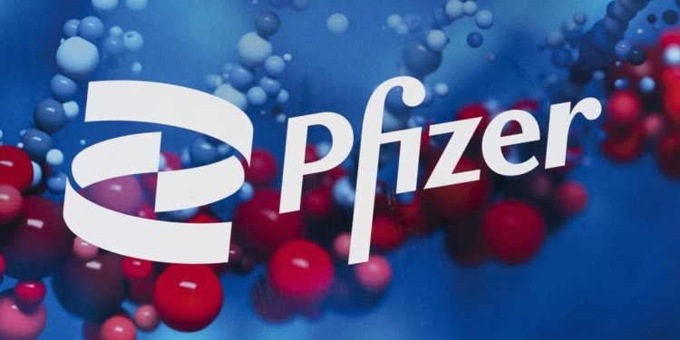 Pfizer permitirá elaboración génerica de su pastilla contra Covid-19; se favorecerán 95 países