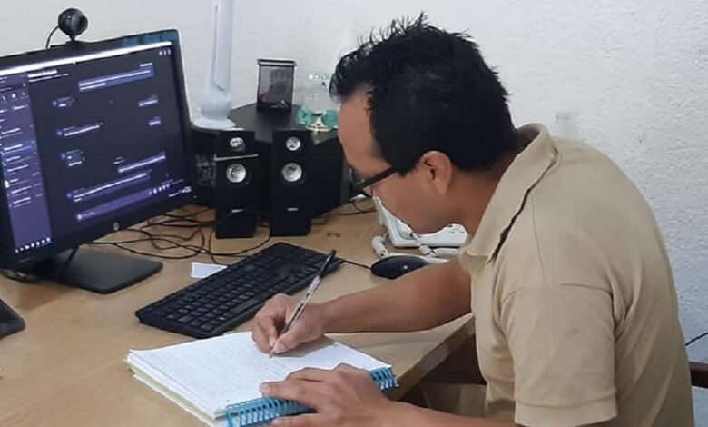 Reo logra titularse como Ingeniero de la UNAM