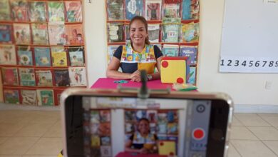 Maestra de preescolar se convierte en youtuber durante la pandemia