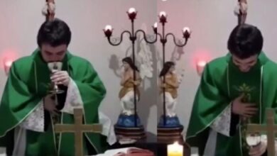 Sufre sacerdote ataque de risa en plena eucaristía