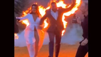Inusual boda; novios en llamas