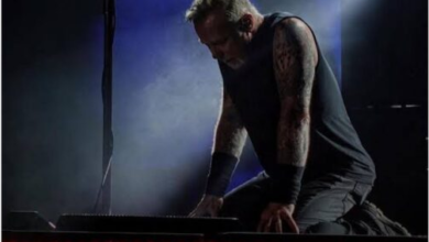 “Pienso que ya estoy viejo”: vocalista de Metallica llora en concierto
