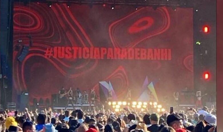 Danna Paola pide justicia por Debanhi en Tecate Emblema