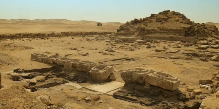 Habrían descubierto un tercer templo solar en Egipto