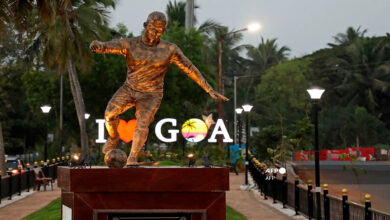 Develan estatua de Cristiano Ronaldo en la India