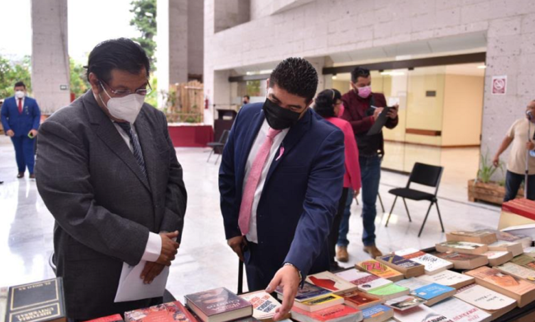 Abierta al público, 1ª Feria del Libro en el Palacio Legislativo