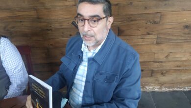 Presenta Fernando Coca libro sobre la línea 12 del Metro
