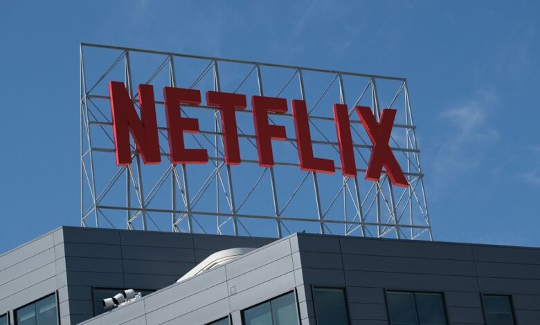 Netflix pausa todas sus producciones en Rusia