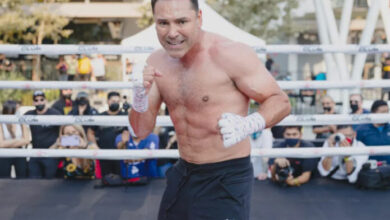 Hospitalizan a Oscar de la Hoya tras dar positivo a Covid-19