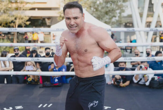 Hospitalizan a Oscar de la Hoya tras dar positivo a Covid-19