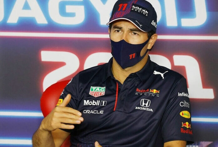 Renueva Checo Pérez con Red Bull para la temporada 2022