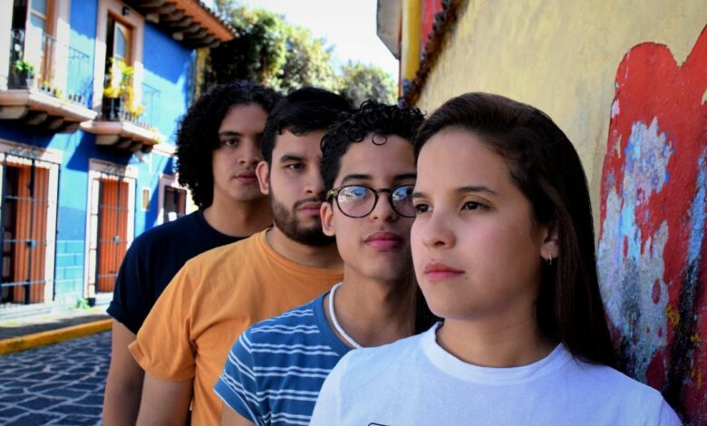 Jóvenes xalapeños trabajan en disco con canciones sobre violencia de género