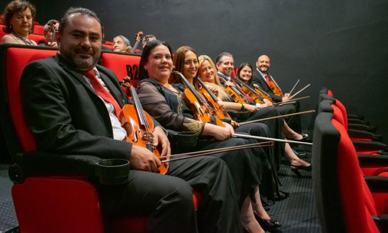 Concierto presencial con la sección de cuerdas de la Orquesta Universitaria de Música Popular