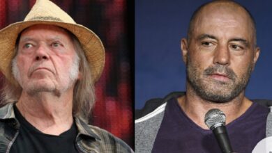 Spotify prefiere podcast de Joe Rogan; Neil Young retira su música