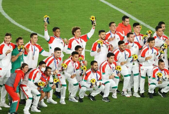 Selección Mexicana de Fútbol recibe el bronce en Tokio