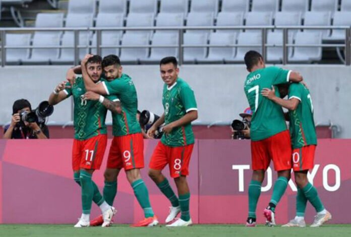 México avanza a cuartos de final; goleó a Sudáfrica