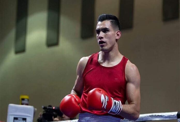 Rogelio Romero avanzó a los cuartos de final en boxeo