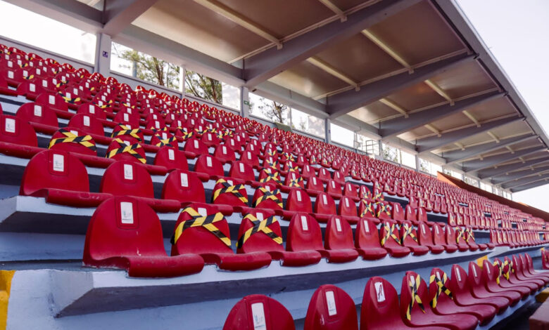 Alista El Águila presentación con aficionados