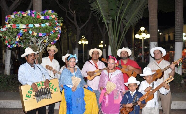 Invitan a taller de cantos y adornos de la rama decembrina tlacotalpeña