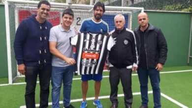 Loco Abreu jugará en su equipo número 30 como profesional