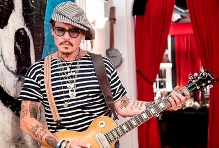 Mujeres cineastas lamentan reconocimiento a Johnny Depp