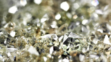 ¿Diamantes hechos de petróleo?