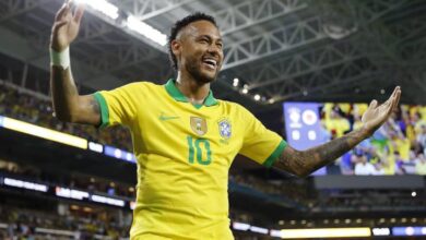 Neymar deja entrenamiento de Brasil