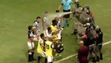 VIDEO: Policía Militar roció gas pimienta a jugadores tras molestia de tiempo extra