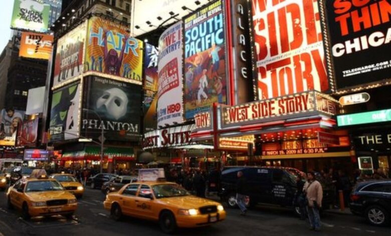 Broadway reabrirá sus teatros hasta 2021