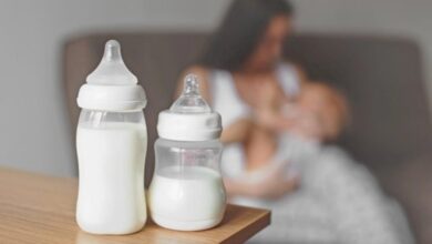 Leche materna, suficiente para calmar sed de bebés