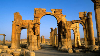 Rusia y Siria posponen firma para restaurar Arco de Palmira