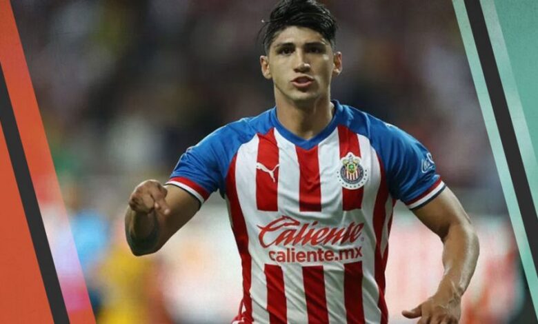 Alan Pulido podría volver a la selección mexicana