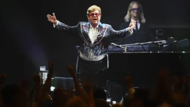 Elton John da su último show de su gira de despedida