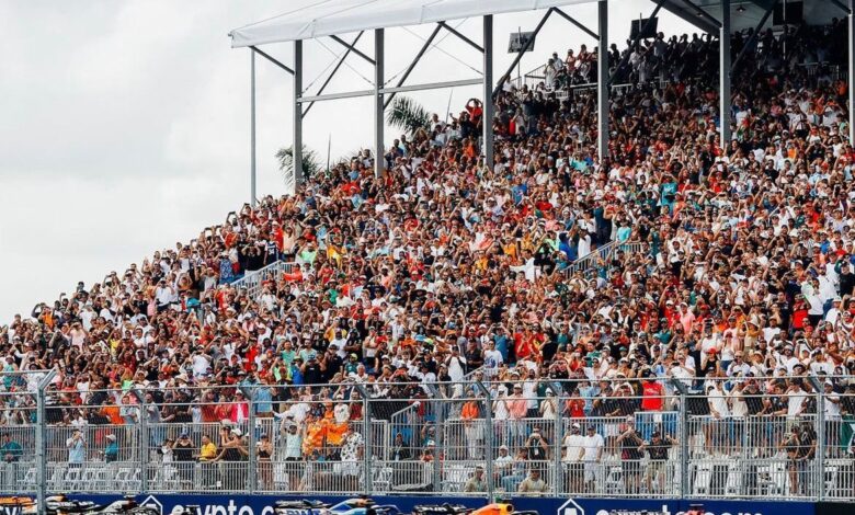 Max Verstappen alza el Gran Premio de Miami