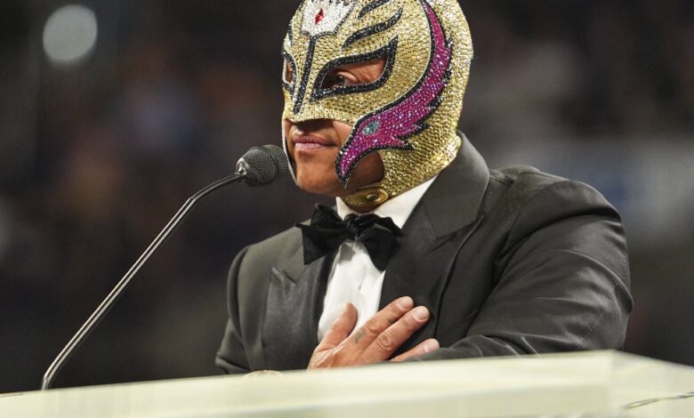 Rey Misterio ingresa al salón de la fama de la WWE