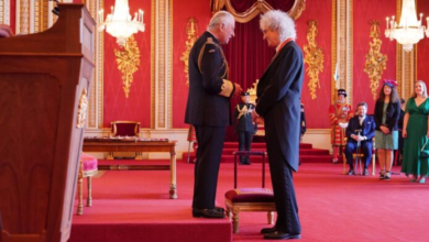 Brian May es nombrado caballero por el Rey Carlos III
