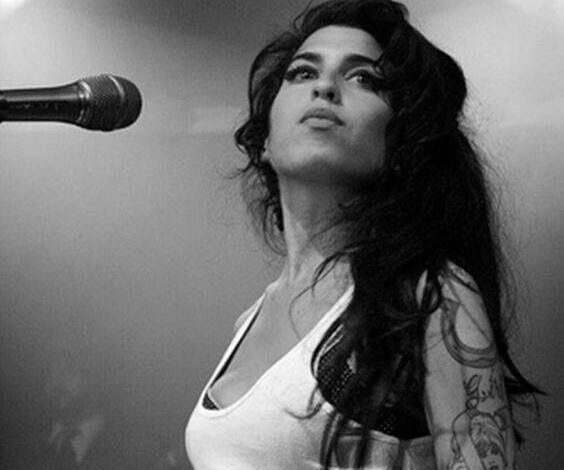 Lanzan tráiler de «Back to Black», la película biográfica de Amy Winehouse