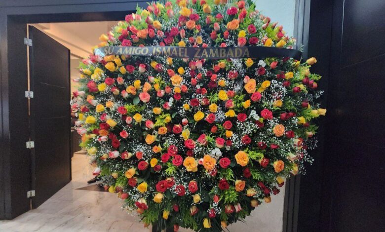 El Mayo Zambada envió corona de 2 mil rosas al funeral de la influencer «La Gilbertona»