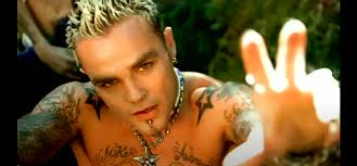 Muere Shifty Shellshock, líder de la banda Crazy Town