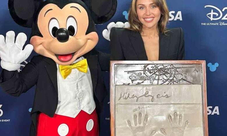 Miley Cyrus se convirtió en la Leyenda Disney más joven de la historia.