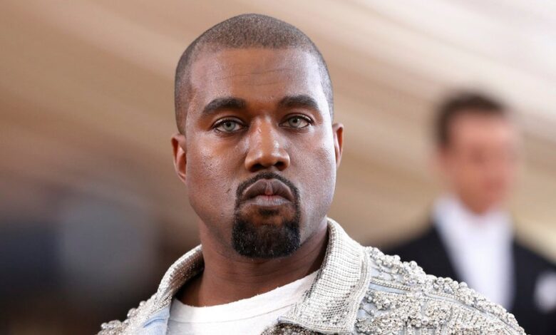 Kanye West ha sido acusado de acoso sexual por su ex asistente