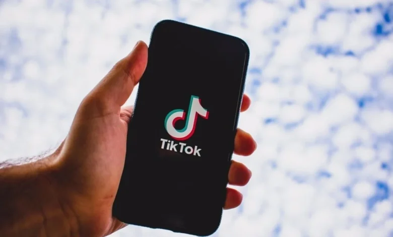 TikTok identificará los videos e imágenes creados con inteligencia artificial