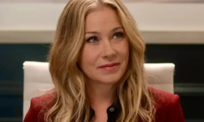 Christina Applegate usa pañales tras infección provocada por materia fecal